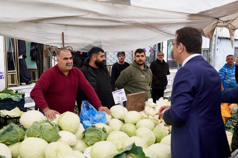 large_IMAMOGLU_VE_ERDOGDU_Ue_MRANIYE_SEMT_PAZARINDA_1_c4a094b610