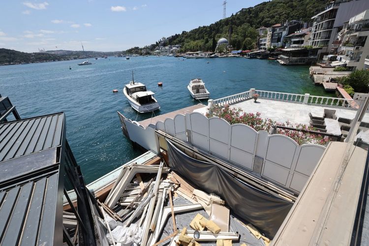 BOGAZ_DA_KACAK_YAPILASMAYA_GECIT_YOK_IBB_YIKIM_S_Ue_RECINI_BASLATTI_5_1cd7cf10e9