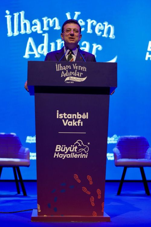 Ilham_Veren_Adimlar_Bulusmasi_16_55771859b8