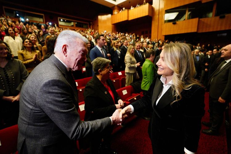 Ilham_Veren_Adimlar_Bulusmasi_1_708a5c76ad