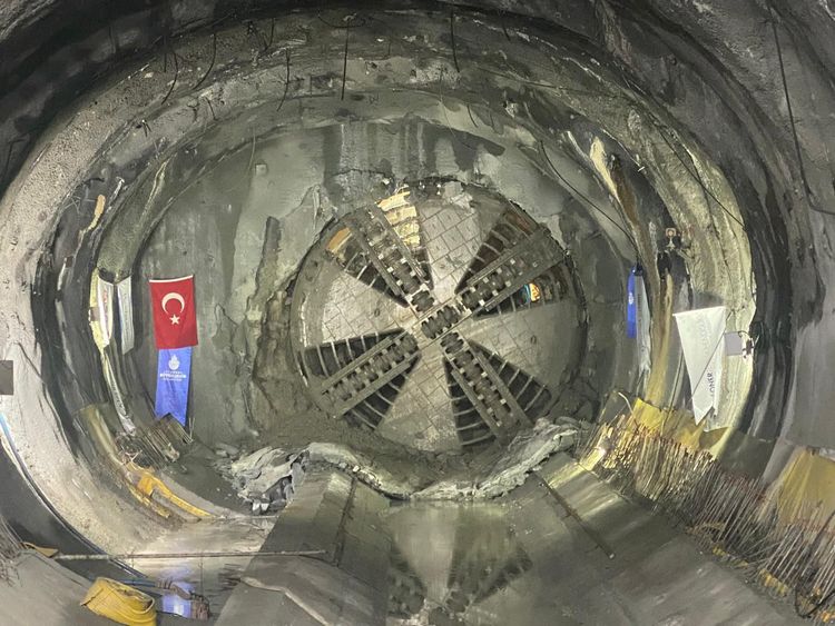 MAHMUTBEY_BAHCESEHIR_ESENYURT_METRO_HATTI_TAM_YOL_ILERLIYOR_4_020cfb8fc2